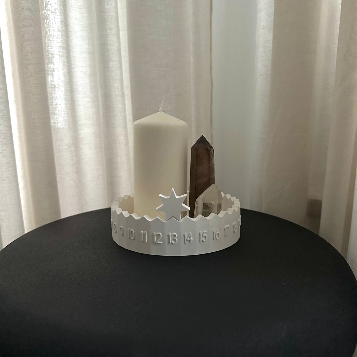 Minimalistischer Adventskalender „Nordic Countdown“ - handgegossen, schiebbarer Stern, moderner Adventskranz | moin Home vibes
