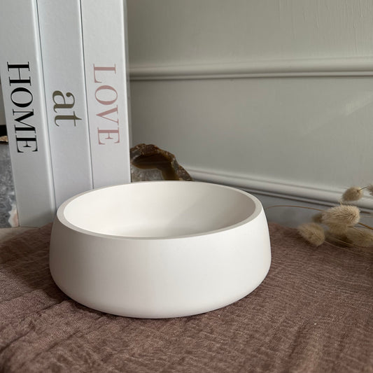 Round Minimalist Bowl – Handgemachte Design-Schale · Modernes Interior-Piece
