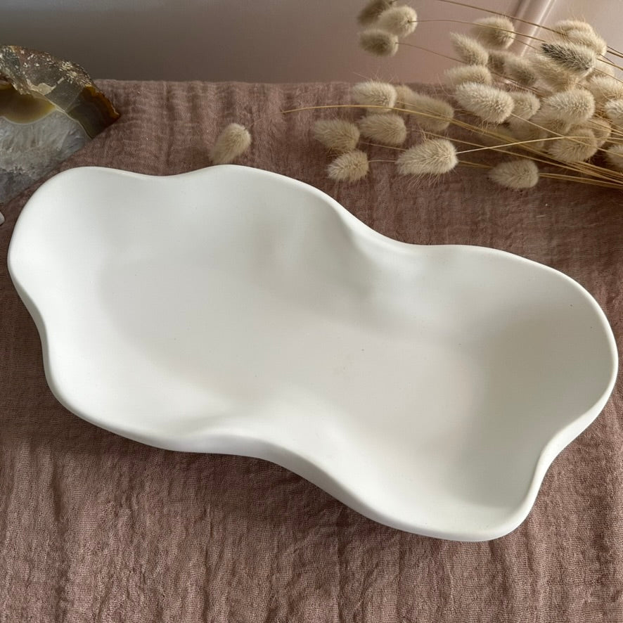 Wavy Bowl – Organische Design-Schale · Handgemachtes Unikat im Wellen-Look